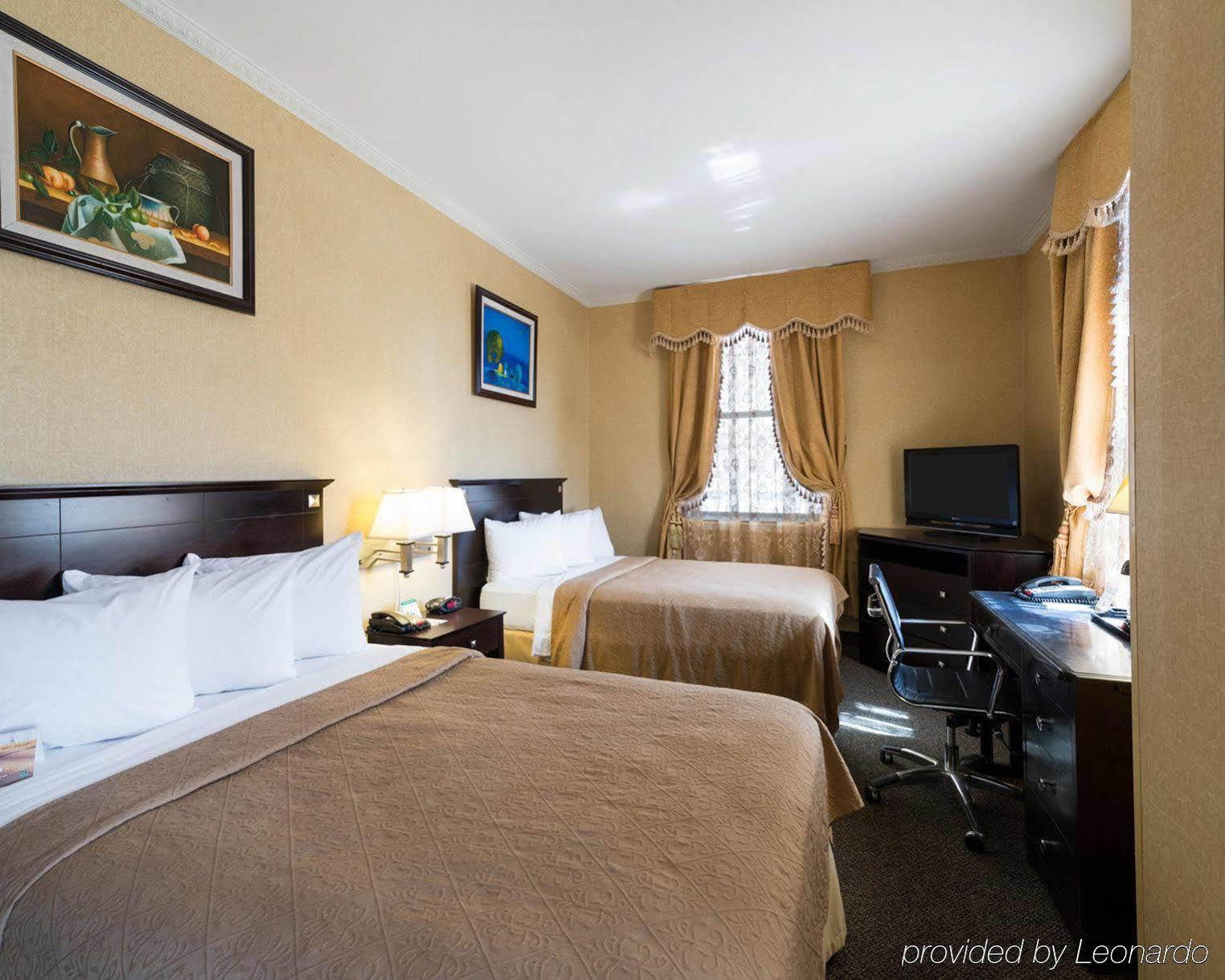 Baltimore Plaza Hotel Екстер'єр фото